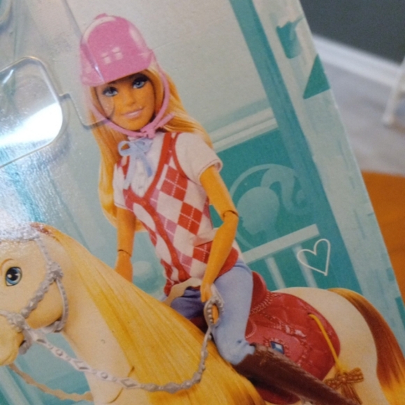 Barbie Equestrian Outfit Set - Picture 3 of 5